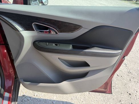 Used 2016 Buick Encore FWD image 19
