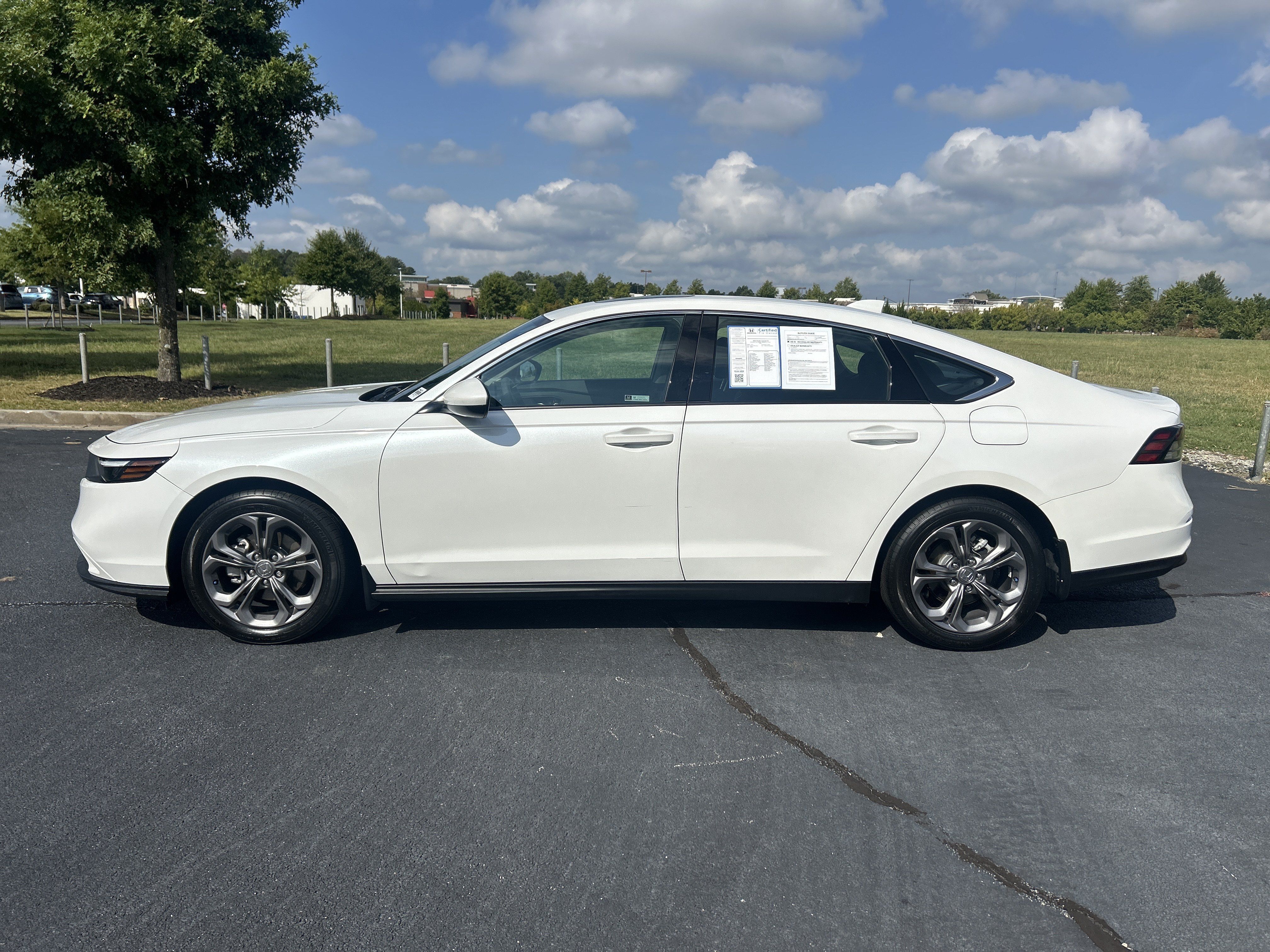 Used 2024 Honda Accord EX image 6