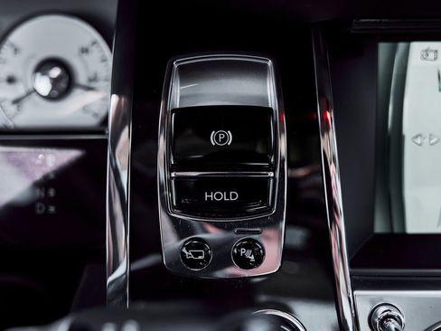 Used 2014 Rolls-Royce Ghost RWD image 70
