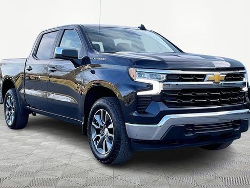 Used 2024 Chevrolet Silverado 1500 LT image 1