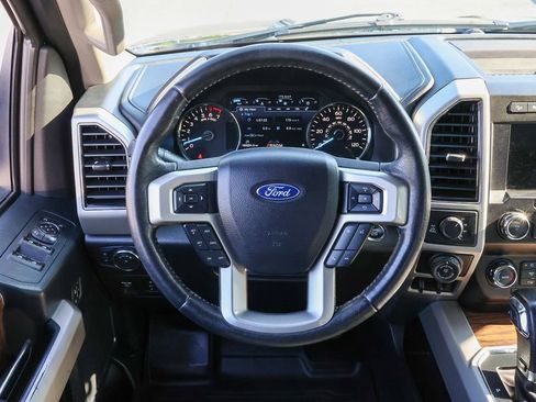 Used 2020 Ford F150 Lariat w/ Max Trailer Tow Package AWD/4WD image 9