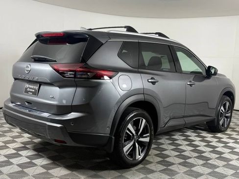 Used 2024 Nissan Rogue SL w/ SL Premium Package FWD image 7