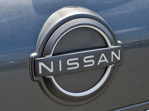 Used 2023 Nissan Rogue SV AWD/4WD image 29