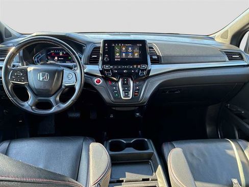 Used 2023 Honda Odyssey Sport image 19