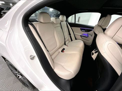 Used 2023 Mercedes-Benz C 300 Sedan image 17