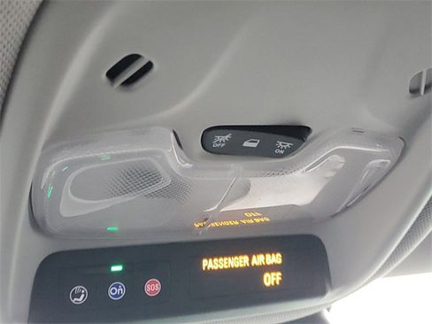 Certified 2024 Chevrolet TrailBlazer LT w/ LT Cold Weather Package image 30