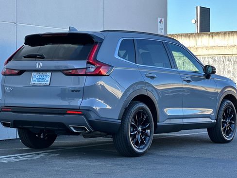 Used 2025 Honda CR-V Sport-L image 3