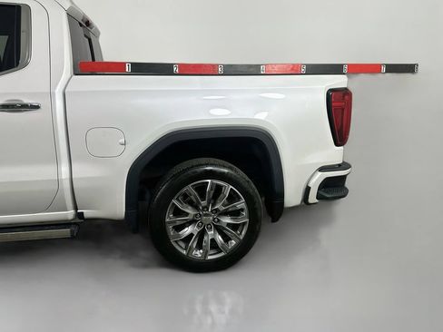 Used 2023 GMC Sierra 1500 Denali w/ Denali Reserve Package AWD/4WD image 39