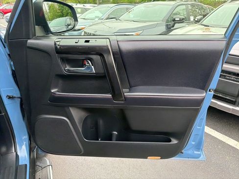 Certified 2018 Toyota 4Runner TRD Pro AWD/4WD image 9