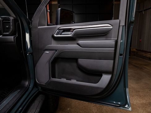 Used 2025 Chevrolet Silverado 3500 LTZ w/ LTZ Plus Package image 37