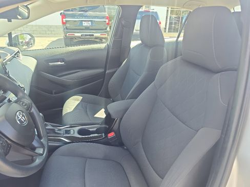 Used 2021 Toyota Corolla LE FWD image 10