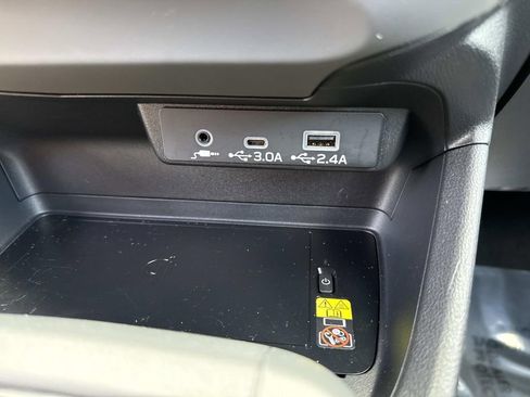 Used 2024 Subaru Crosstrek 2.5i Limited w/ Crosstrek Mirror Package image 30