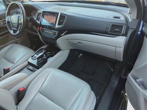Used 2016 Honda Pilot Touring image 28
