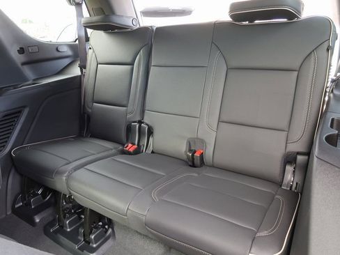 New 2026 GMC Yukon Elevation image 20