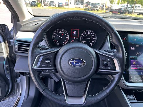 Used 2020 Subaru Outback Premium w/ Popular Package #1 AWD/4WD image 17