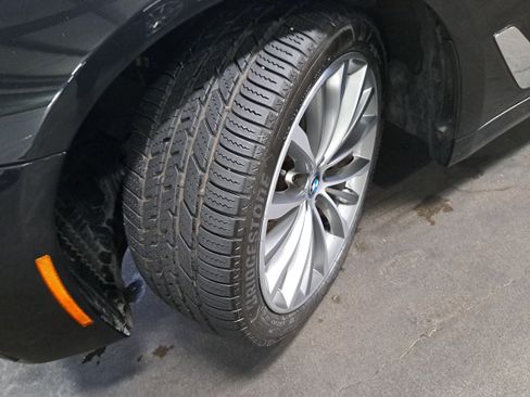 Used 2023 BMW 530e xDrive w/ Premium Package AWD/4WD image 33