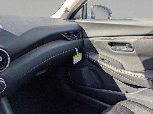 New 2025 Nissan Sentra S image 29