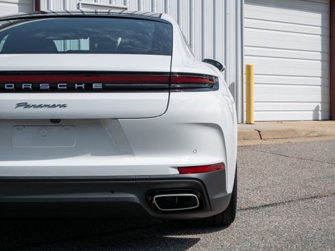 New 2025 Porsche Panamera image 16