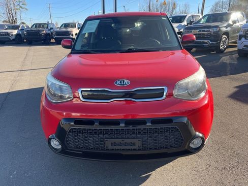 Used 2016 Kia Soul + image 8