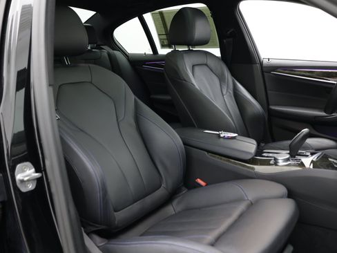 Used 2020 BMW 530i w/ M Sport Package RWD image 46