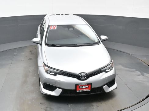 Used 2018 Toyota Corolla iM w/ All-Weather Mat Package image 32