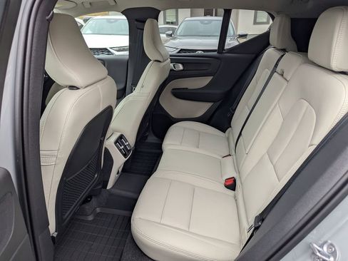 Certified 2026 Volvo XC40 B5 Plus w/ Protection Package Premier AWD/4WD image 13