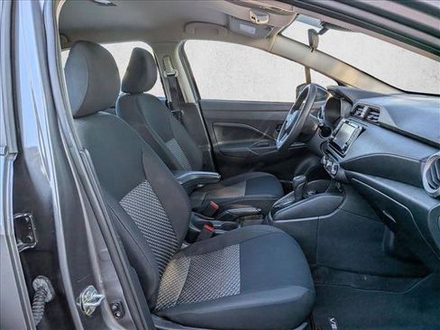 Used 2021 Nissan Versa S image 19