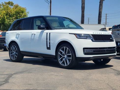 Used 2025 Land Rover Range Rover SE AWD/4WD image 29
