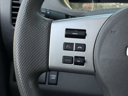 Used 2018 Nissan Frontier SV RWD image 12
