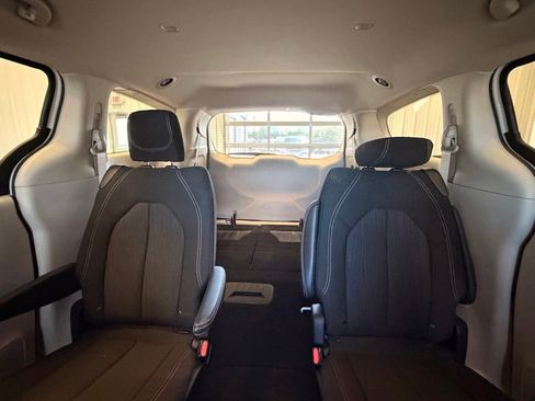 Used 2023 Chrysler Voyager LX FWD image 35
