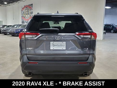 Used 2020 Toyota RAV4 XLE AWD/4WD image 10