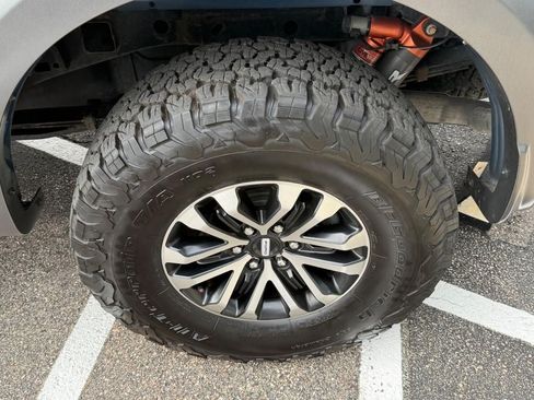 Used 2020 Ford F150 Raptor w/ Raptor Hood Graphics Package AWD/4WD image 7