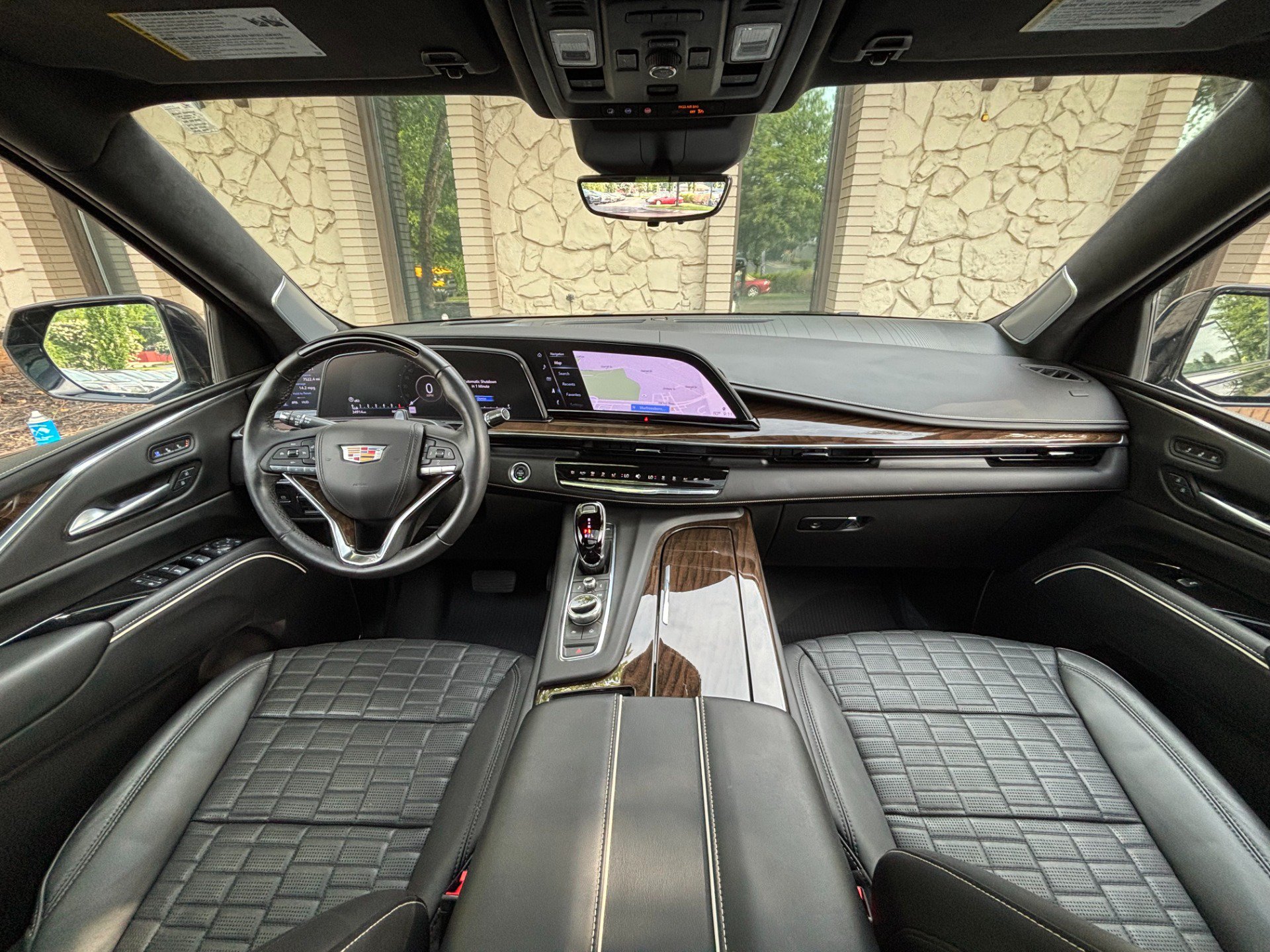 Used 2024 Cadillac Escalade Premium Luxury Platinum AWD/4WD image 47