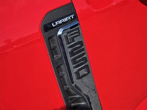 Used 2024 Ford F250 Lariat w/ Lariat Ultimate Package image 11