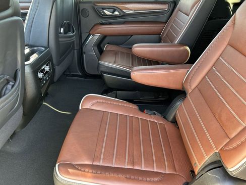 Used 2024 GMC Yukon XL Denali Ultimate image 26