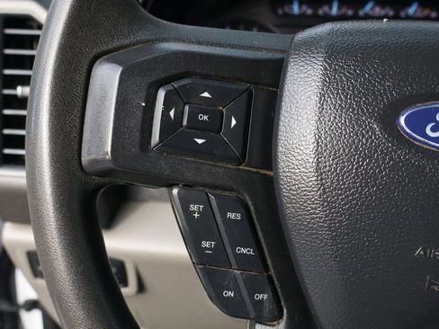 Used 2022 Ford F250 XL w/ Power Equipment Group RWD image 23
