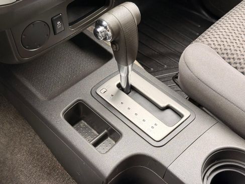 Used 2013 Nissan Frontier SV RWD image 37