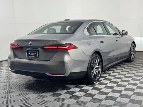 Used 2026 BMW 530i xDrive AWD/4WD image 10
