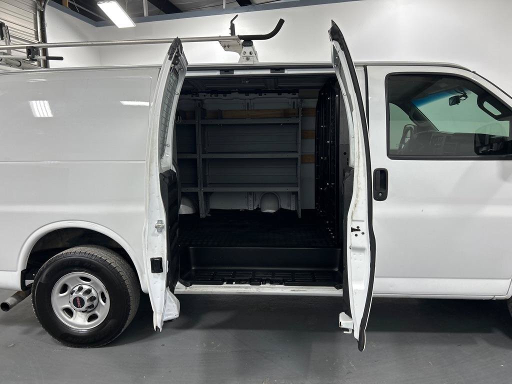 Used 2020 GMC Savana 2500 w/ Driver Convenience Package RWD image 6