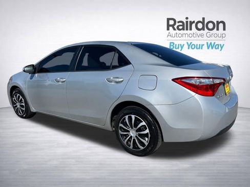 Used 2014 Toyota Corolla LE FWD image 15