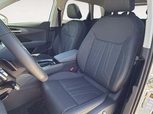 New 2026 Audi Q3 quattro 2.0T AWD/4WD image 15