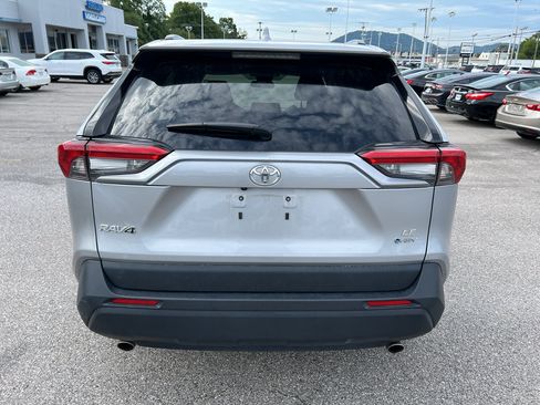 Used 2025 Toyota RAV4 LE AWD/4WD image 6