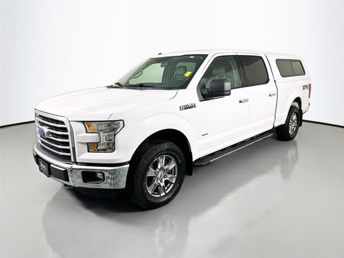 Used 2015 Ford F150 XLT w/ XTR Package image 3