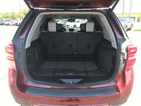 Used 2017 Chevrolet Equinox Premier w/ Enhanced Convenience Package FWD image 28