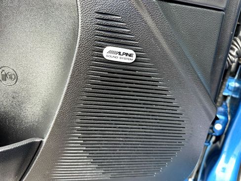 Used 2023 Dodge Challenger R/T w/ Plus Package image 15