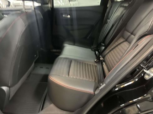 Used 2025 Nissan Rogue SV image 12