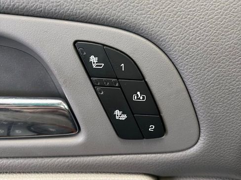 Used 2012 Chevrolet Suburban LT w/ Luxury Package image 20