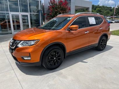 Used 2017 Nissan Rogue SV