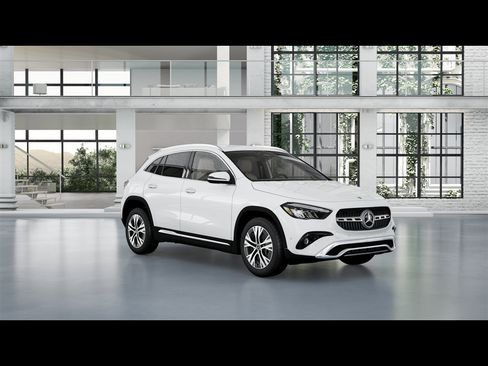 Certified 2026 Mercedes-Benz GLA 250 4MATIC image 6