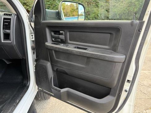 Used 2018 RAM 2500 Tradesman w/ Chrome Appearance Group image 24